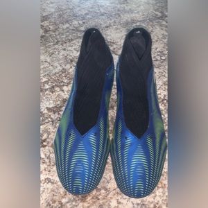 adidas nemesis soccer cleats size 13